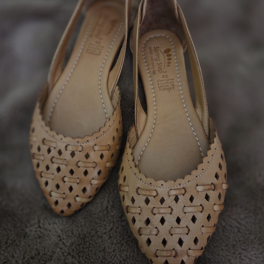 Spring Step Tan Woven Leather Pointed-Toe Flat